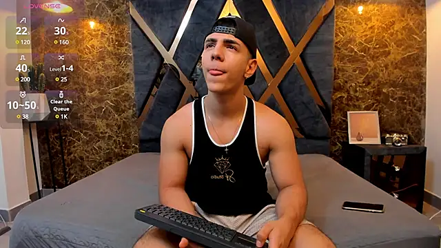 Flynn Riider online show from 02/14/25, 11:42