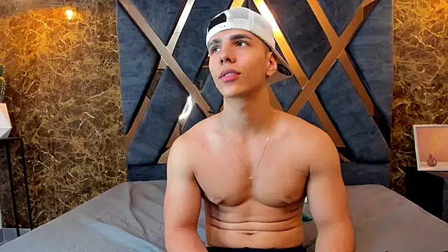 Flynn Riider online show from 02/15/25, 02:33