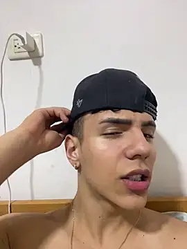 Flynn Riider online show from 02/20/25, 03:01