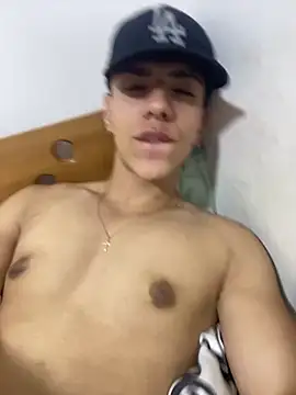 Flynn Riider online show from 02/23/25, 06:23