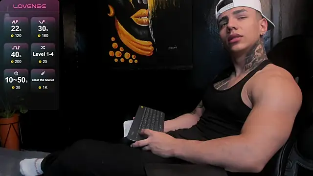 Flynn Riider online show from 11/26/25, 05:47