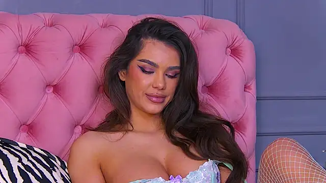 Nicole Diva online show from 01/20/25, 01:11