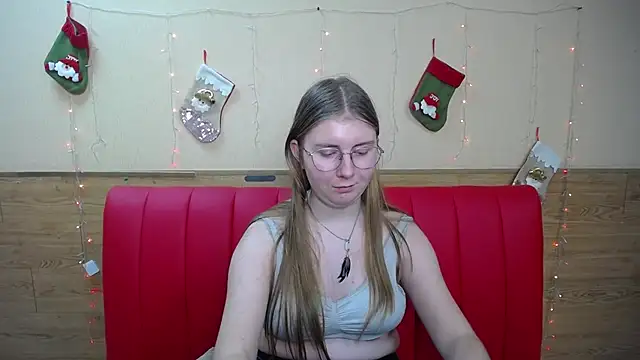 Snapshot of RysaKosaYlya chatting on 12/21/24, 09:23 RysaKosaYlya online show from 12/21/24, 09:23