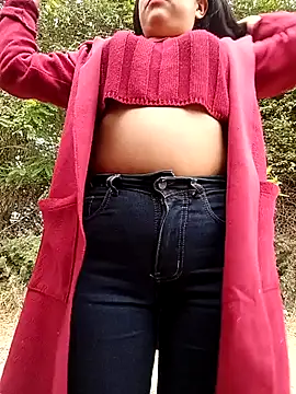 Danna-linyi online show from 07/05/26, 02:35