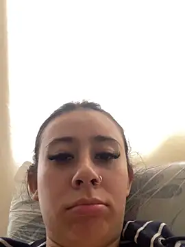 Snapshot of Zoee_t chatting on 02/01/25, 07:02 Zoee t online show from 02/01/25, 07:02