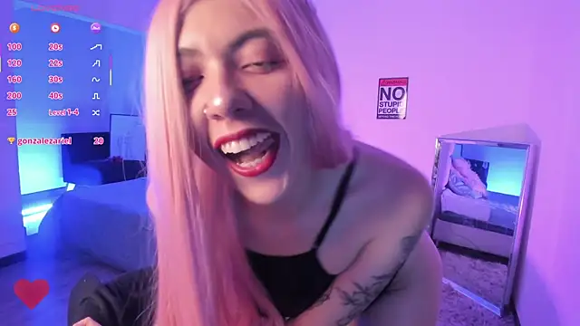 Aurora Hotson online show from 03/04/25, 12:50