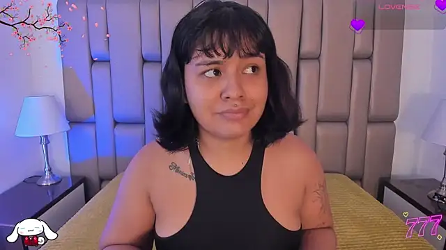 Snapshot of _sowy_venus_ chatting on 03/23/26, 11:58 sowy venus online show from 03/23/26, 11:58