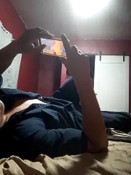 Snapshot of angeldeldiablo1592 chatting on 02/09/26, 06:17 angeldeldiablo1592 online show from 02/09/26, 06:17