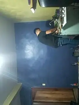 Snapshot of angeldeldiablo1592 chatting on 02/12/26, 05:02 angeldeldiablo1592 online show from 02/12/26, 05:02