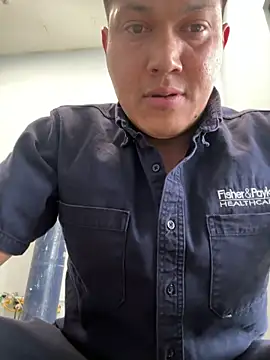 Snapshot of angeldeldiablo1592 chatting on 03/13/26, 11:55 angeldeldiablo1592 online show from 03/13/26, 11:55