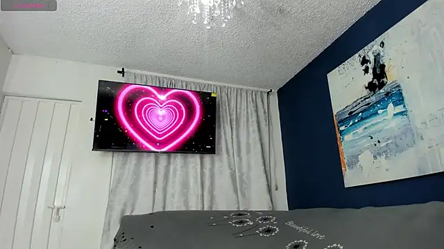  Natassia Dreams online show from 01/16/26, 09:52