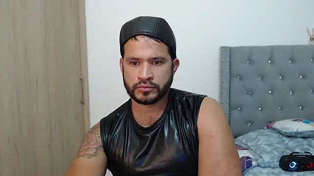 Snapshot of mr_gonzalo_ chatting on 12/11/24, 11:54 mr gonzalo online show from 12/11/24, 11:54