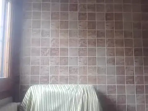  revianzip1 online show from 12/24/24, 12:33