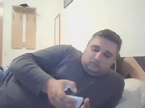  revianzip1 online show from 02/14/25, 06:08