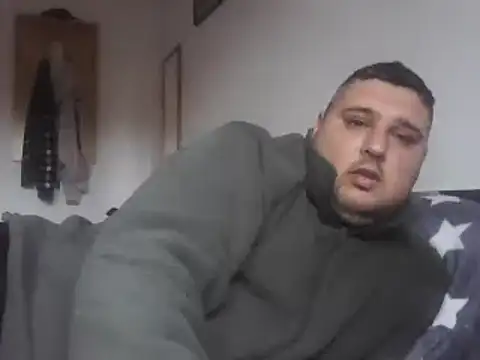  revianzip1 online show from 02/19/25, 04:22