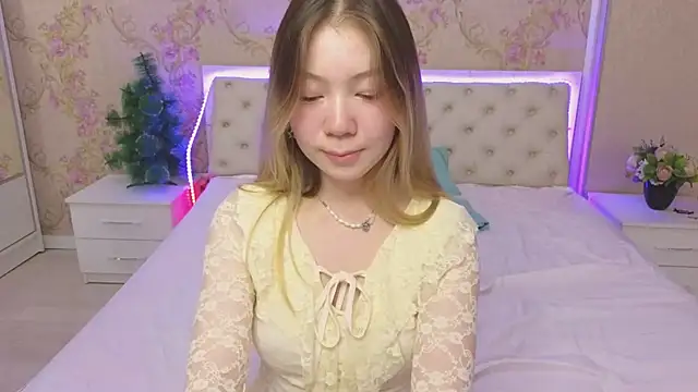 Snapshot of Babby_Rabbit chatting on 12/13/24, 11:45 Babby Rabbit online show from 12/13/24, 11:45