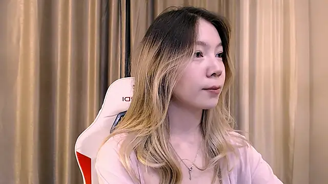 Babby Rabbit online show from 11/24/25, 02:50