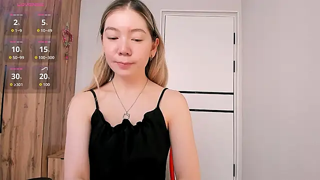 Snapshot of Babby_Rabbit chatting on 03/16/26, 10:30 Babby Rabbit online show from 03/16/26, 10:30