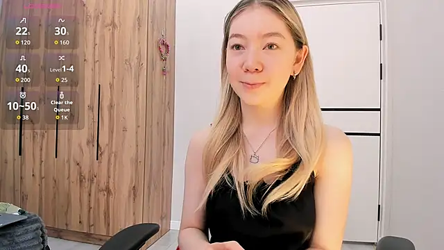 Snapshot of Babby_Rabbit chatting on 03/18/26, 08:17 Babby Rabbit online show from 03/18/26, 08:17