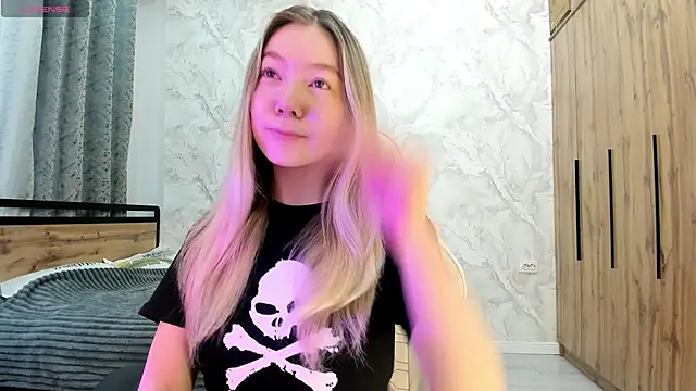 Snapshot of Babby_Rabbit chatting on 04/11/26, 11:14 Babby Rabbit online show from 04/11/26, 11:14