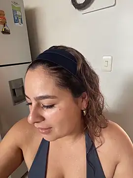 Gabriela-Parker  online show from 12/04/25, 06:16