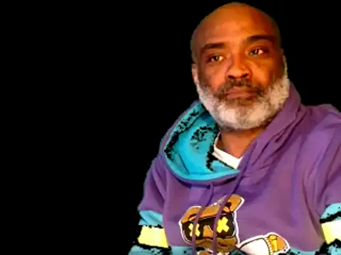 Snapshot of sinnernoir chatting on 01/05/25, 06:02 sinnernoir online show from 01/05/25, 06:02