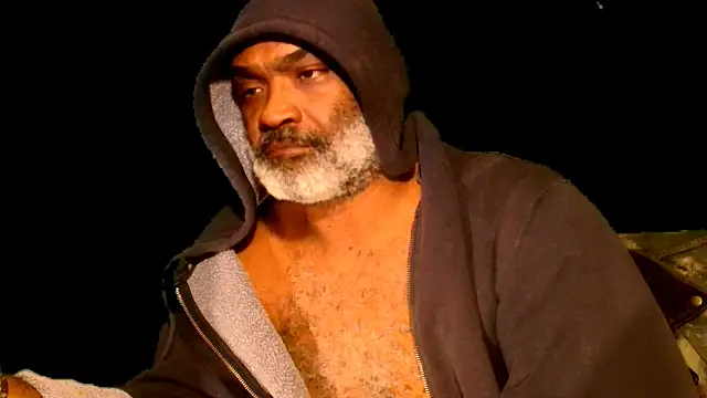 Snapshot of sinnernoir chatting on 01/12/25, 02:56 sinnernoir online show from 01/12/25, 02:56