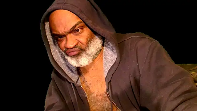 Snapshot of sinnernoir chatting on 01/13/25, 12:35 sinnernoir online show from 01/13/25, 12:35