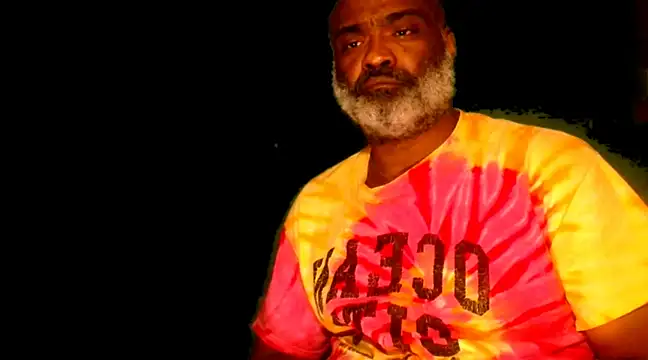 Snapshot of sinnernoir chatting on 01/18/25, 07:38 sinnernoir online show from 01/18/25, 07:38