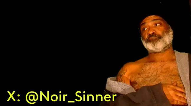 Snapshot of sinnernoir chatting on 01/24/25, 11:02 sinnernoir online show from 01/24/25, 11:02