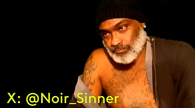 Snapshot of sinnernoir chatting on 02/03/25, 03:09 sinnernoir online show from 02/03/25, 03:09