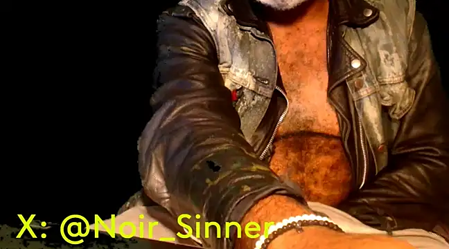 Snapshot of sinnernoir chatting on 02/04/25, 03:26 sinnernoir online show from 02/04/25, 03:26