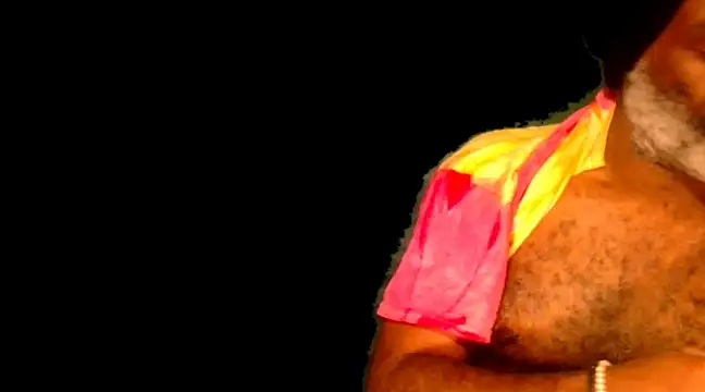 Snapshot of sinnernoir chatting on 02/08/25, 12:28 sinnernoir online show from 02/08/25, 12:28