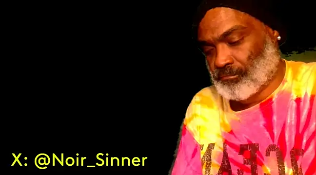 Snapshot of sinnernoir chatting on 02/08/25, 06:12 sinnernoir online show from 02/08/25, 06:12