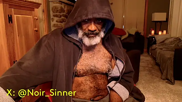 Snapshot of sinnernoir chatting on 09/13/25, 09:42 sinnernoir online show from 09/13/25, 09:42