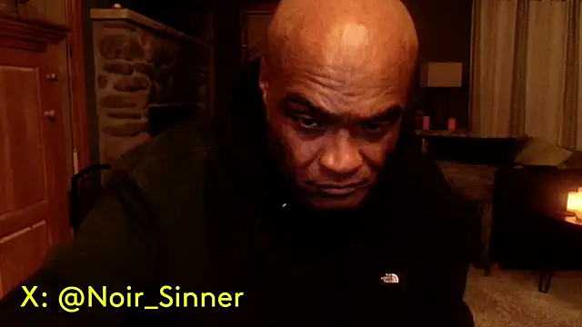 Snapshot of sinnernoir chatting on 10/24/25, 01:35 sinnernoir online show from 10/24/25, 01:35