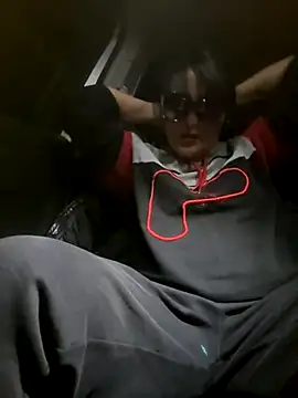 Emily andre online show from 11/28/25, 06:32