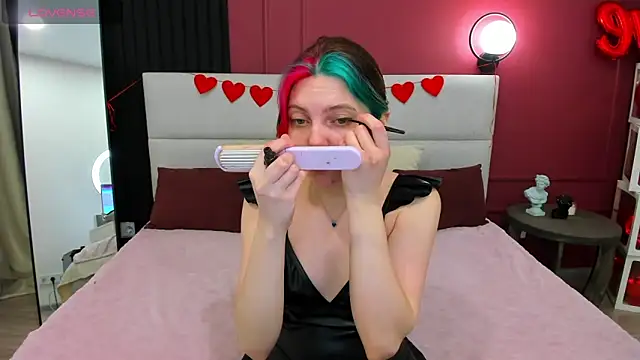 marie reyes  online show from 02/01/26, 01:48