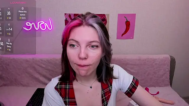 marie reyes  online show from 02/24/26, 03:15