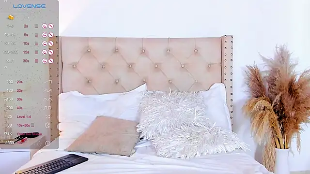 marilynrossy online show from 03/23/25, 08:04