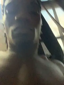 Snapshot of Shawtyblaque21 chatting on 03/18/26, 10:57 Shawtyblaque21 online show from 03/18/26, 10:57