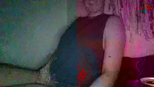 Snapshot of sry_whr chatting on 12/13/24, 03:43 sry whr online show from 12/13/24, 03:43