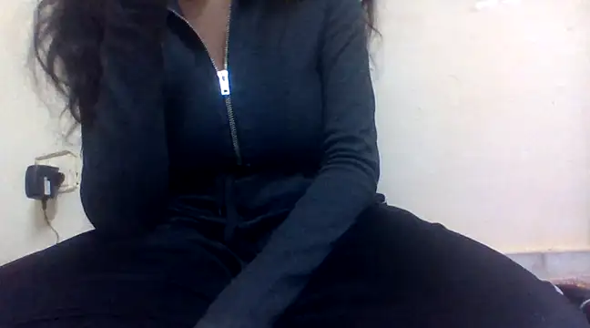 Tiny busty online show from 12/26/24, 09:11