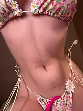 Snapshot of Lilly_Soulmate chatting on 03/18/26, 04:15 Lilly Soulmate online show from 03/18/26, 04:15