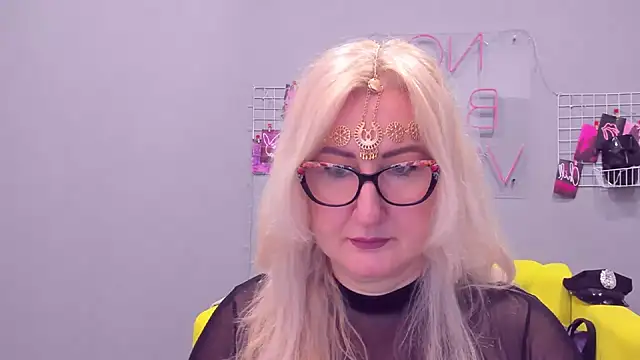 ChristyBrooks online show from 01/16/25, 02:19