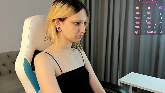 Lexy-Woorhez online show from 10/23/25, 11:20