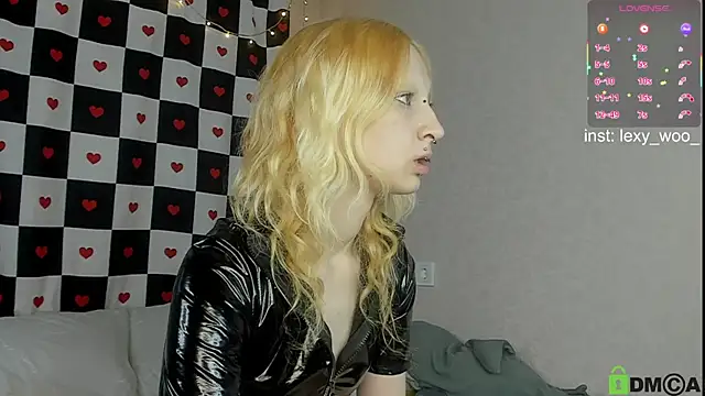 Lexy-Woorhez online show from 02/16/26, 11:39