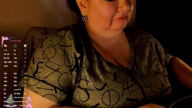 SexxyDreams1 online show from 12/24/24, 10:44