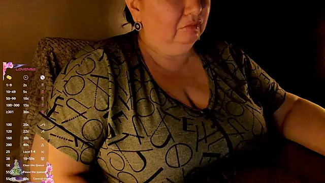 SexxyDreams1 online show from 12/24/24, 04:51