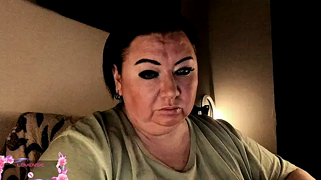 SexxyDreams1 online show from 10/06/25, 06:11